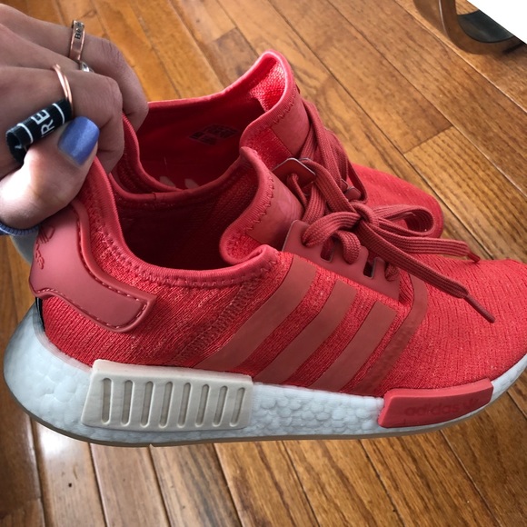 red adidas nmd womens
